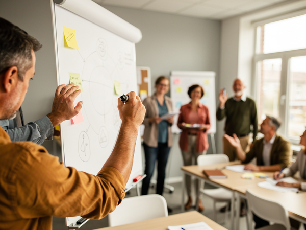 Bild zu Mitreden, mitgestalten, mitentscheiden: Partizipation in der Grundschule ermöglichen, gestalten und leben, KI-generiertes Bild